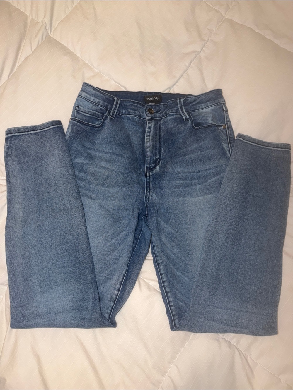bebe women high waisted Light Wash Slim Straight Jeans